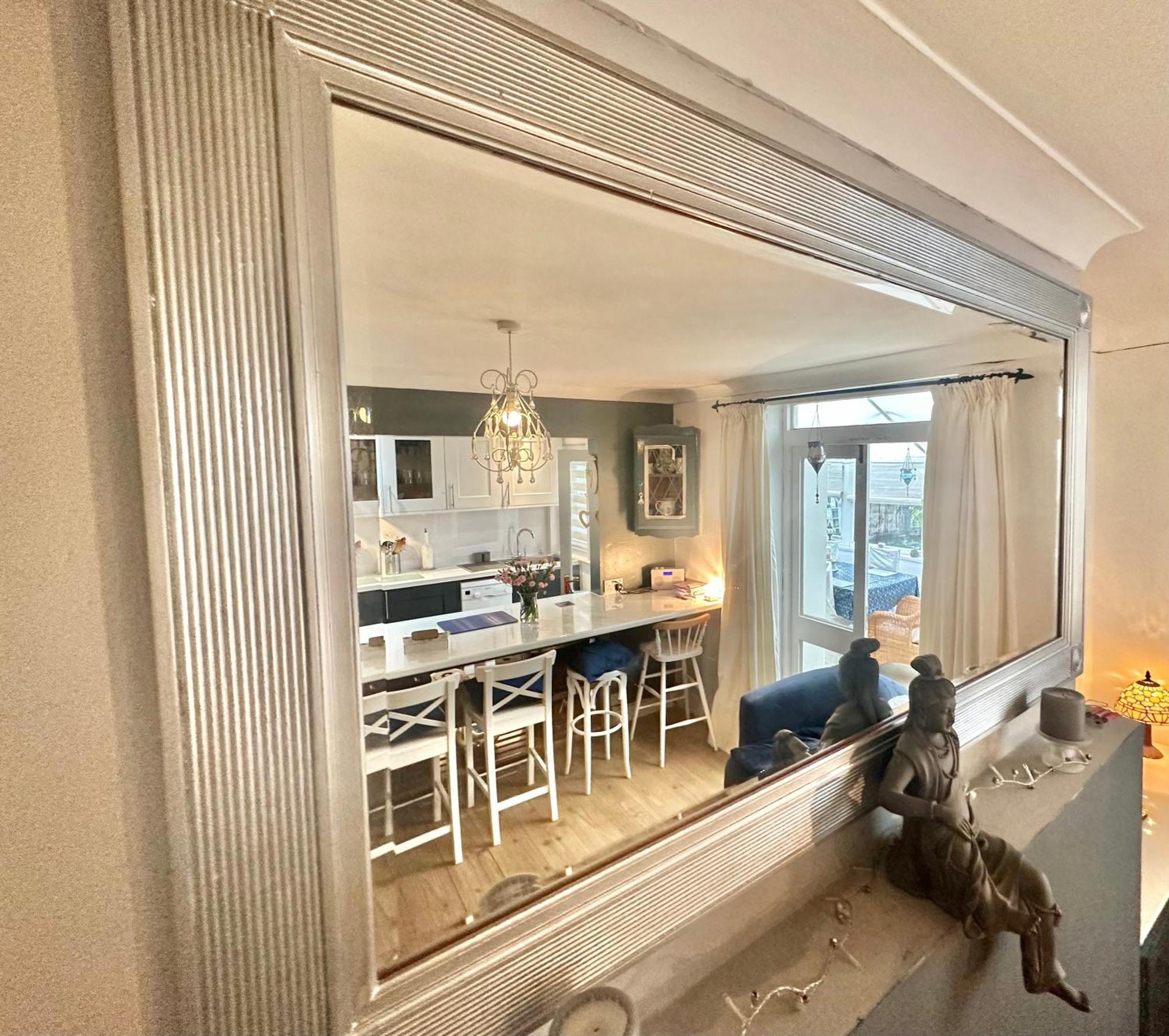 Garden Cottage - 3 Bedroom Close To Town And Beach 본머스 외부 사진